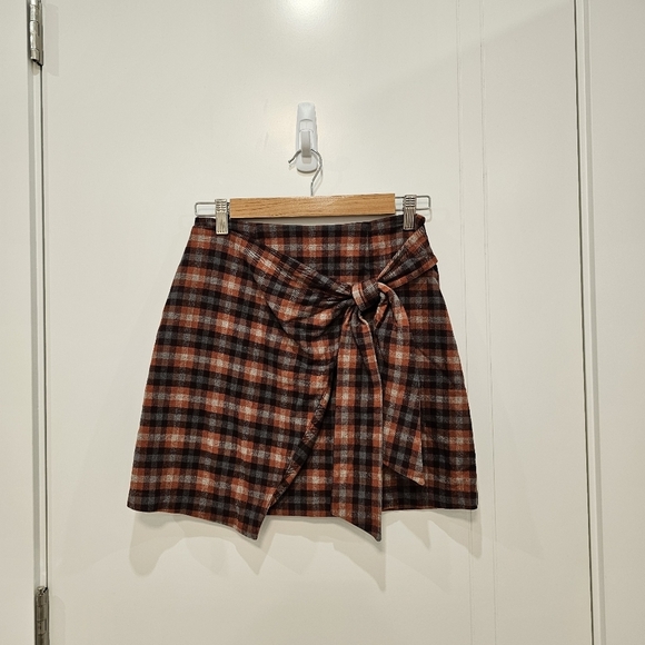 Wilfred tie front wrap mini skirt cashmere and wool - Picture 3 of 9